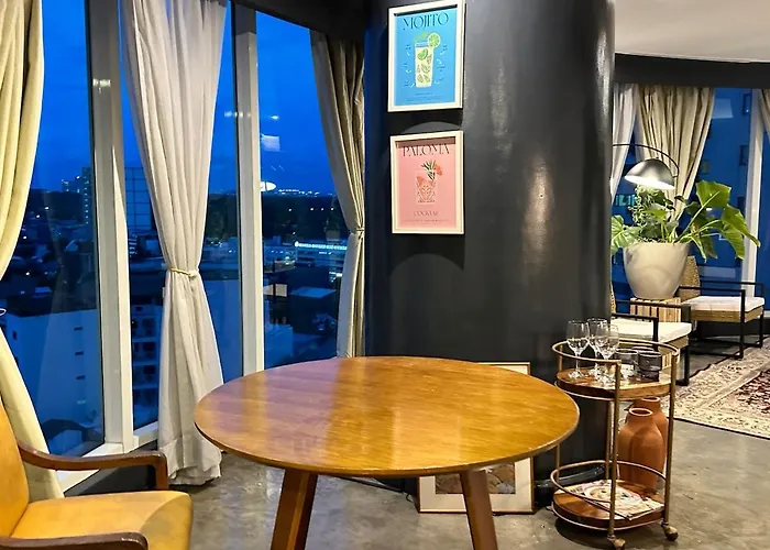 Apartment 55-sqm Urban In Poblacion Makati Manila