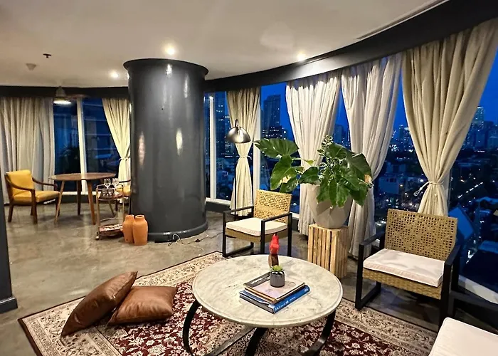 Apartment 55-sqm Urban In Poblacion Makati Manila